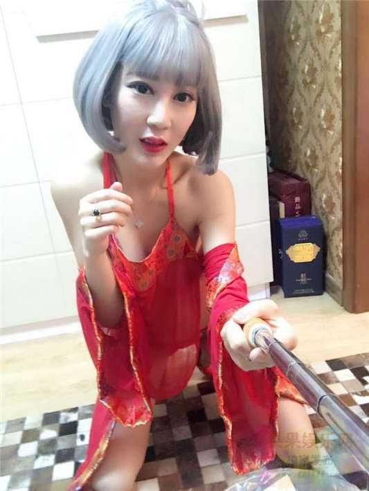 网红女神張一彤最全合集[109P/3V/1.14G]（2）